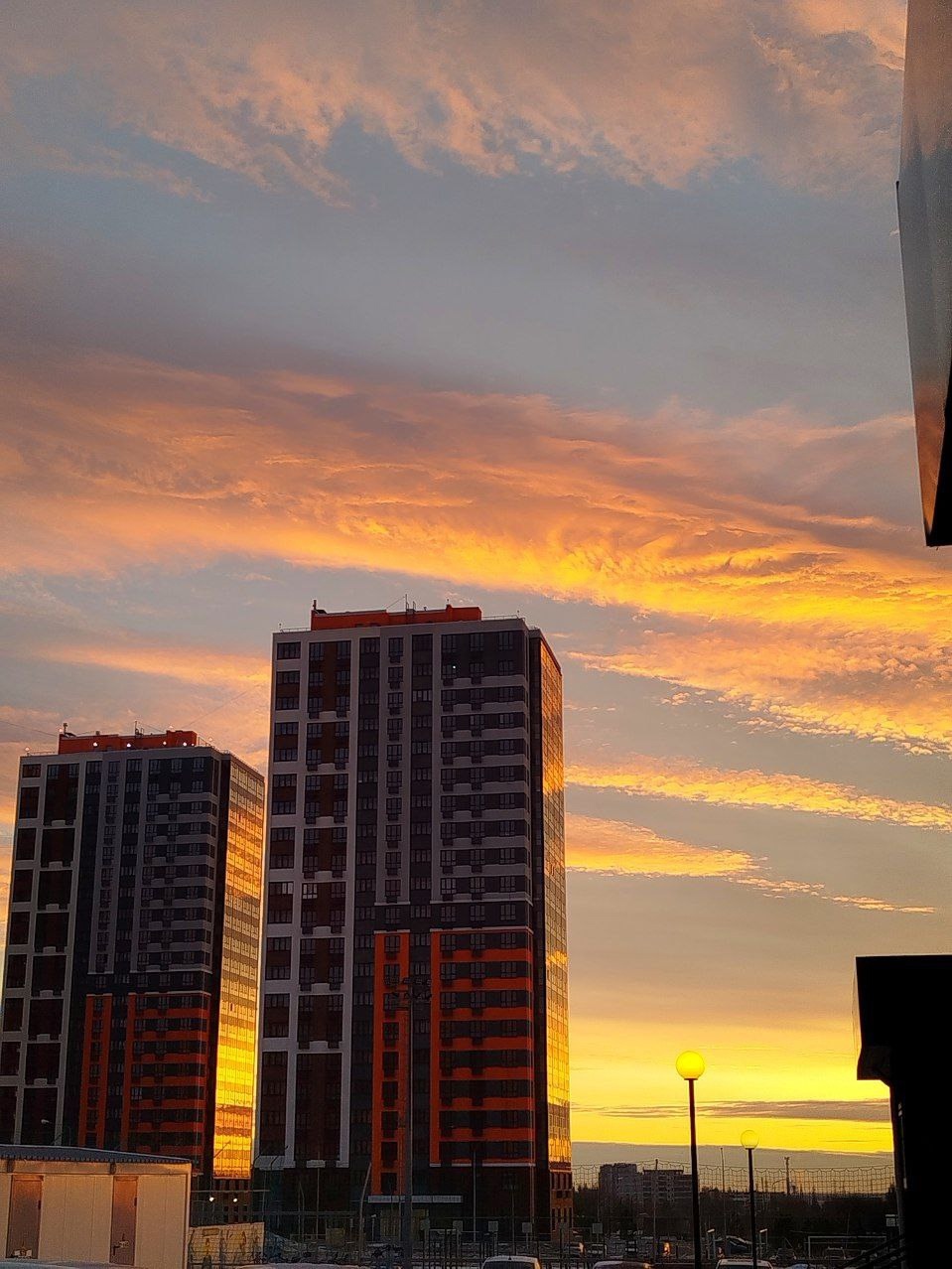 Уютная студия с панорамным окном