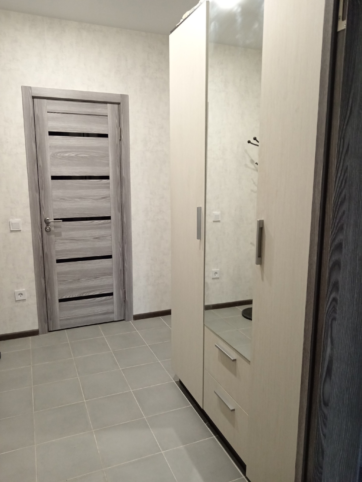 Уютная студия с панорамным окном