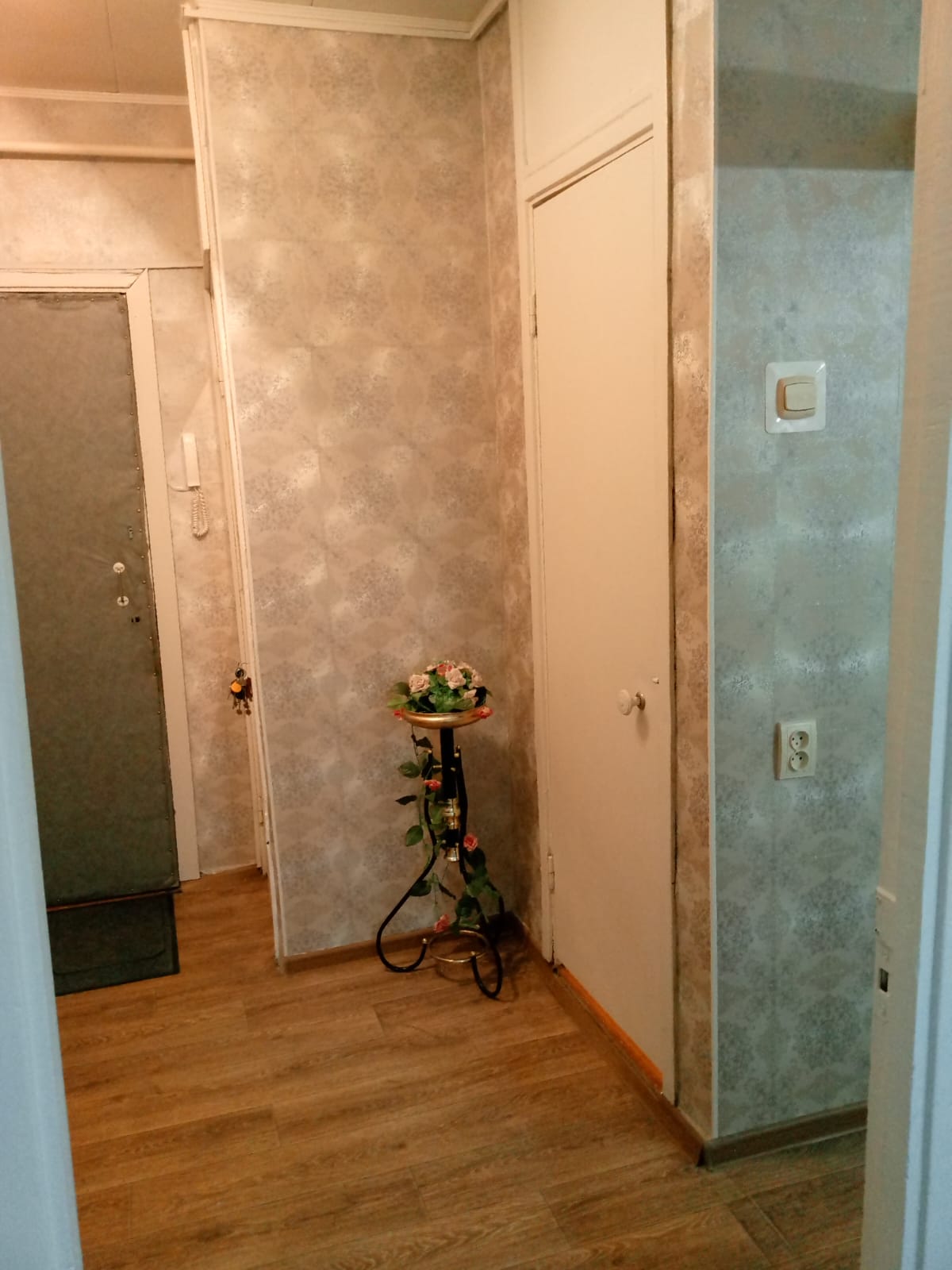 квартира рядом с Микрохирургией и Мамаева Курганом