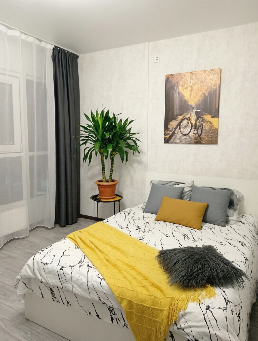 Уютная студия с панорамным окном